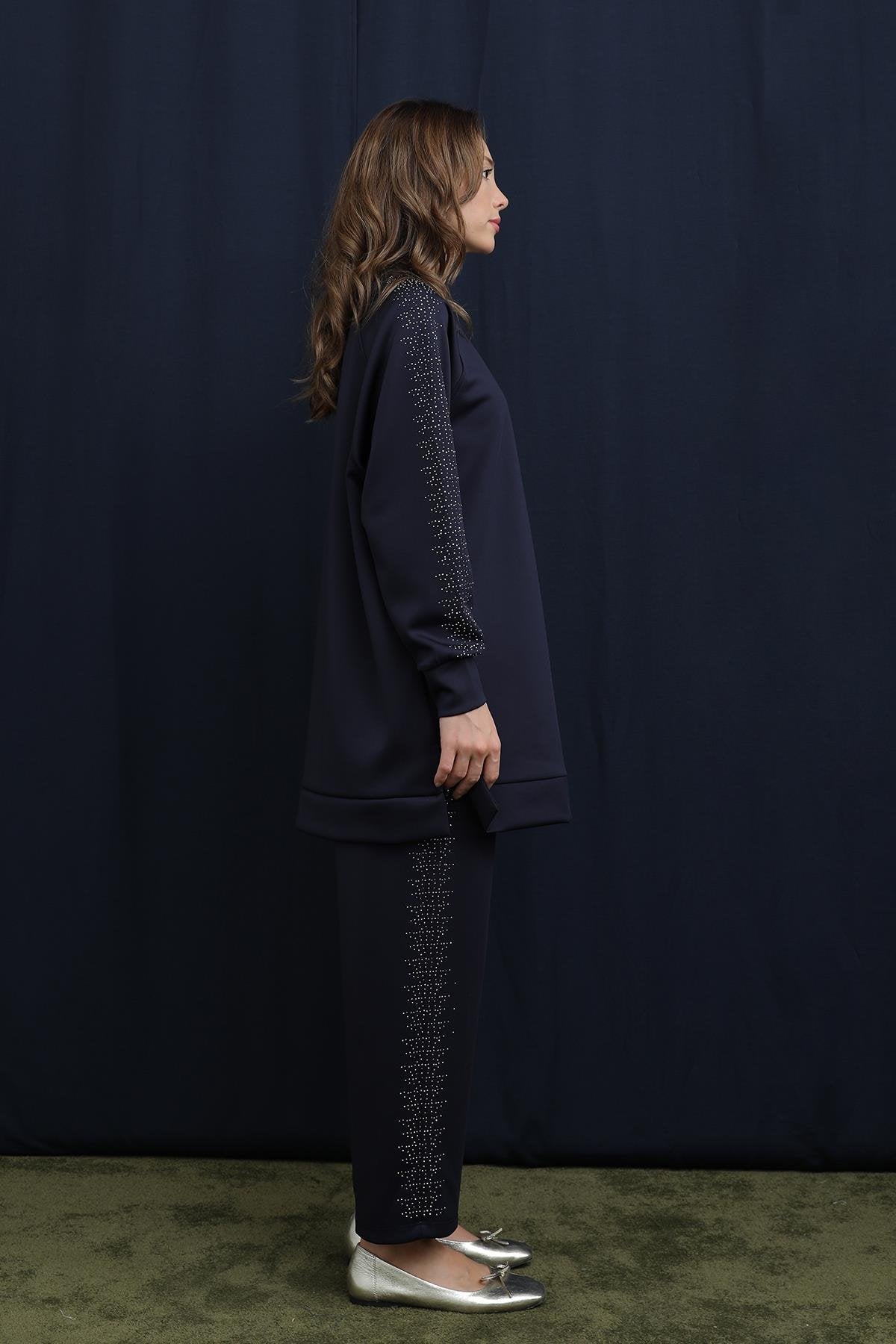 Kolları ve Pantolon Yanları Taş Detaylı Basic Takım - TP14394 - NAVY