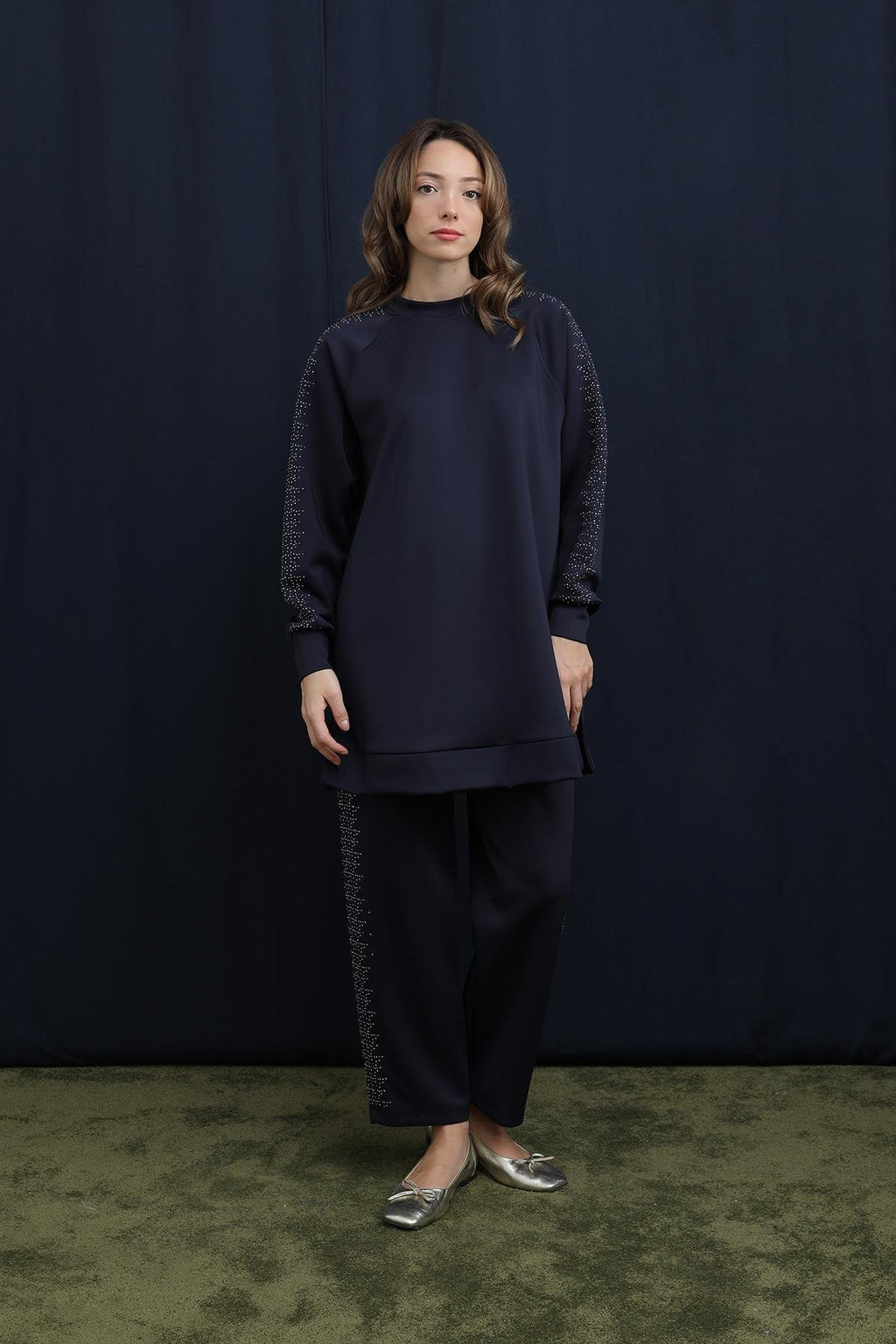 Kolları ve Pantolon Yanları Taş Detaylı Basic Takım - TP14394 - NAVY