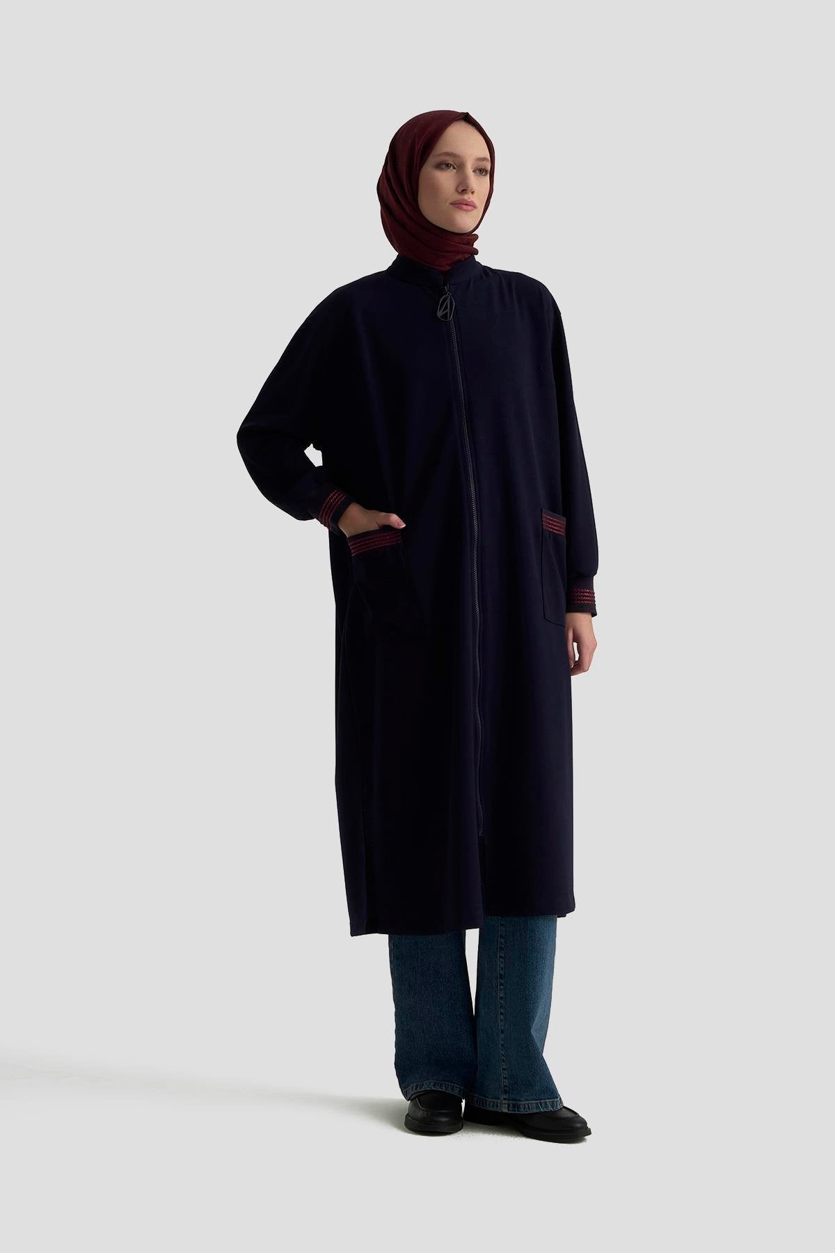Armine Trend Cep ve Kol Sim İşlemeli Tam Boy Hırka / Ceket – Lacivert | 25KT557