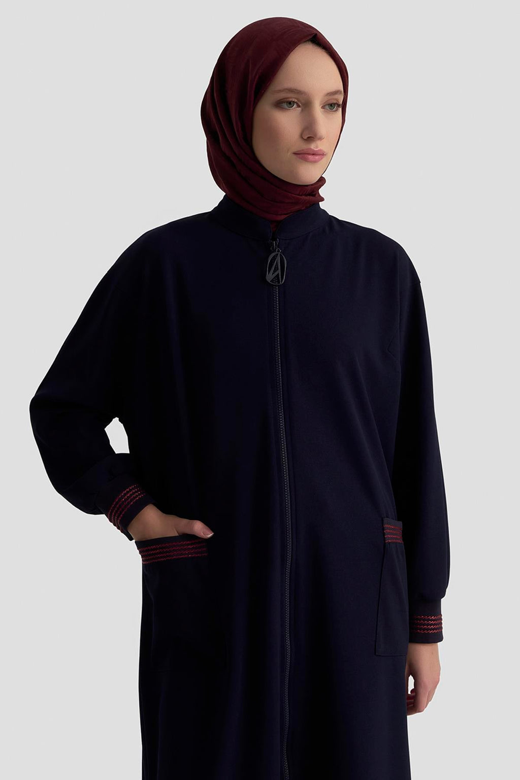 Armine Trend Cep ve Kol Sim İşlemeli Tam Boy Hırka / Ceket – Lacivert | 25KT557