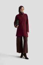 Yakası Taş Detaylı Yarım Fermuarlı Tunik (Mürdüm – 25KT406)
